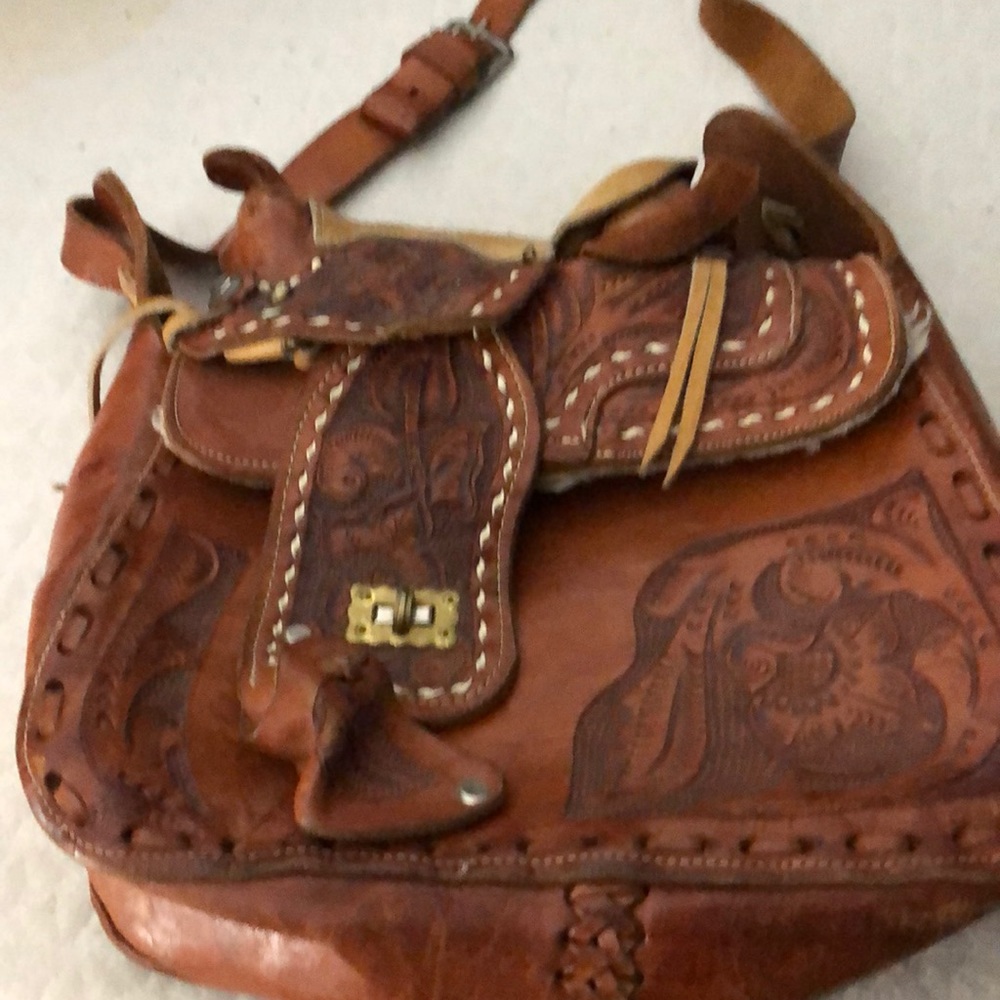 Union leather brown saddle bag